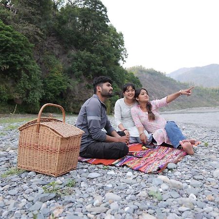 Sukoon - A Wellness Resort, Uttarakhand Chuharpur Eksteriør billede