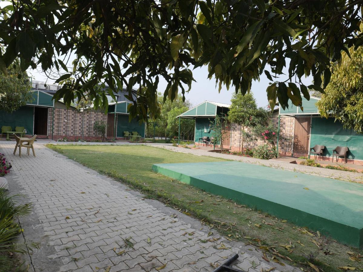 Sukoon - A Wellness Resort, Uttarakhand Chuharpur Eksteriør billede